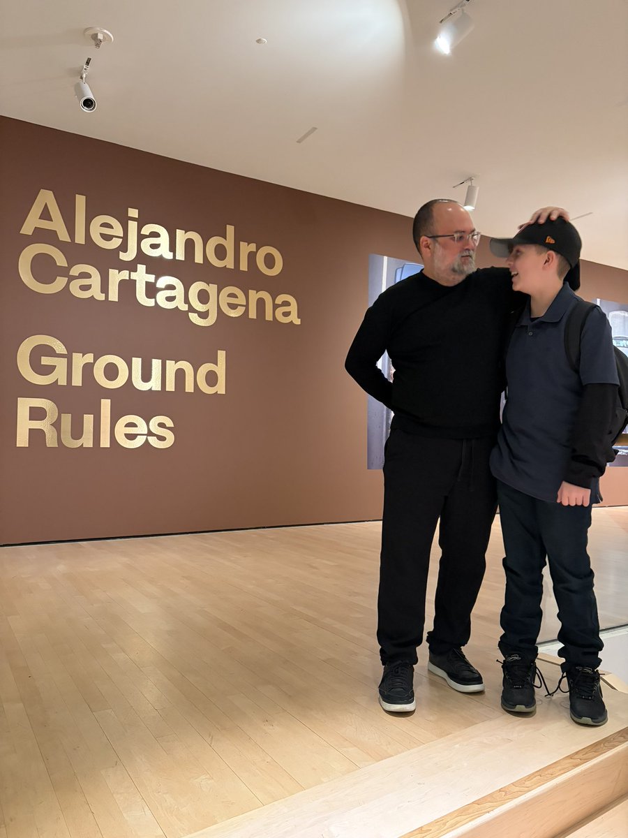 First day at the <a href="/SFMOMA/">SFMOMA</a> exhibition with hundreds of people visiting. Unreal.