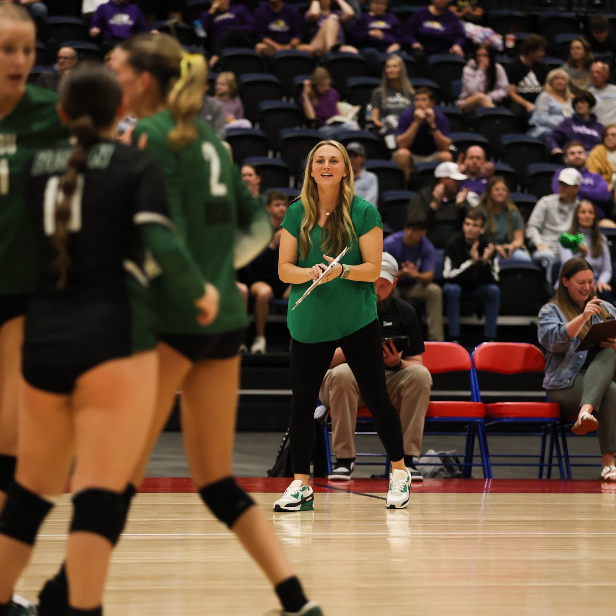 OBU_Volleyball's tweet image. Down go the defending champs! See ya tomorrow! #OnToVictory