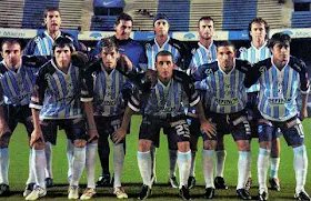 La mejor epoca, cuando era un torneo serio, ahí estábamos nosotros, "los del norte" que les rompía las bolas a todos. 
Salimos 4tos, con un formato como el actual jugabamos hasta copa...