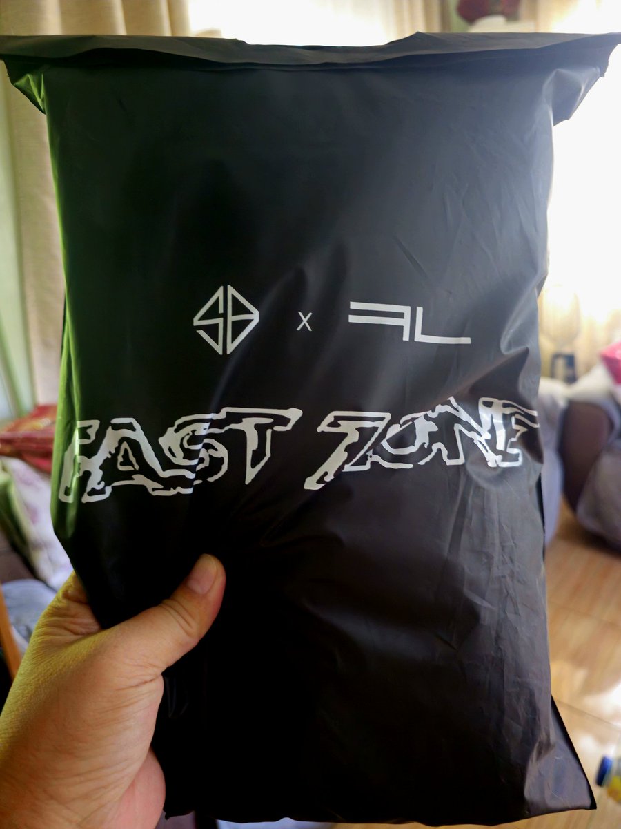 Received my merch from <a href="/1zentertainment/">1Z ENTERTAINMENT</a> this morning. This is my bday gift to myself. I'm sooo happy. 😊
#SB19