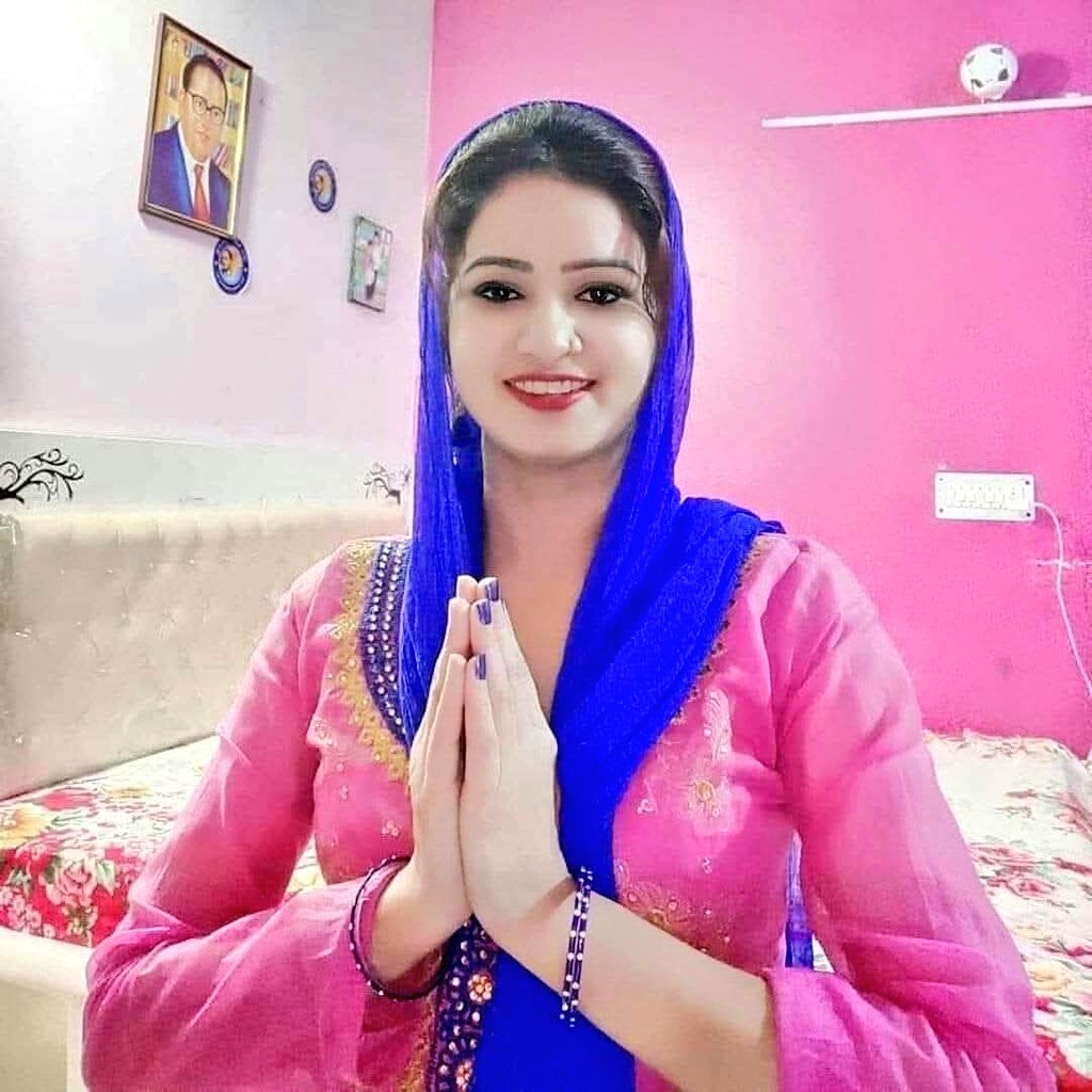 GM to Everyone 🙏 ♥️ 

it costs $0 to say it back☀️♥️