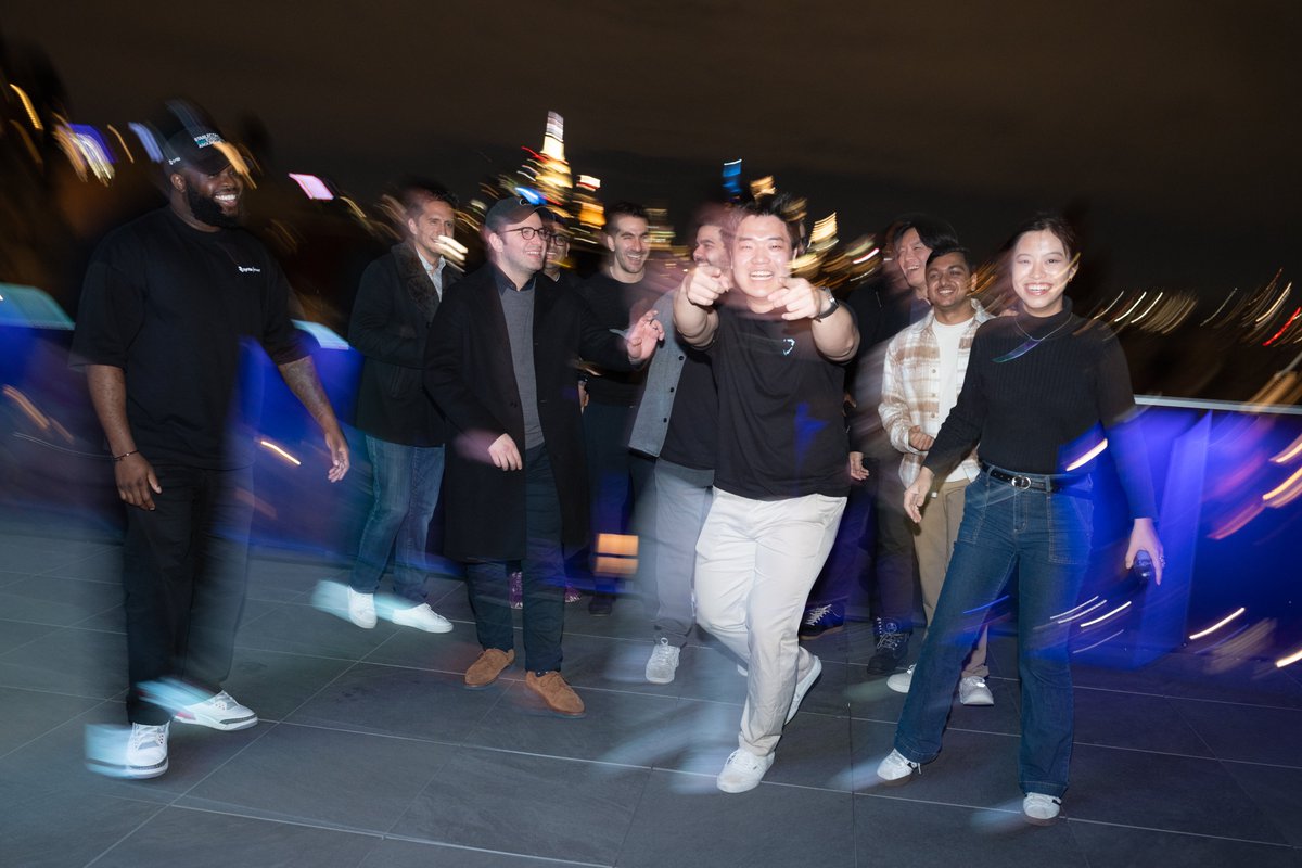 sid314159's tweet image. 12 weeks of solana incubator finished.
I can easily say this is the best experience in my life.
Thanks for the support from @incubator and @solanalabs @SolanaFndn (You guys are great @EmonMotamedi and @DrRebekkaRevel).
cohort 3 was the best - shout out to my life long friends!…