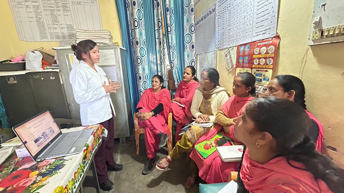 AIIMS_bilaspur's tweet image. T368 The Department of Community Health Nursing, College of Nursing, AIIMS Bilaspur, successfully organized an In-Service Education Programme for ASHA workers under Ayushman Aarogya at Kotla Markand on 21/11/2025.

#AIIMSBilaspur #CollegeOfNursing #CommunityHealth