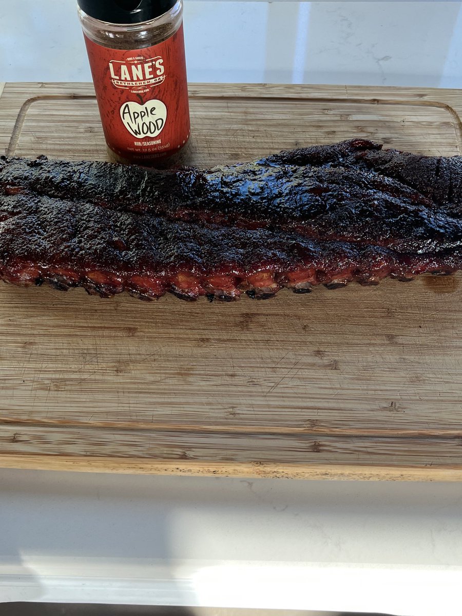 grifftg6335's tweet image. Just run across this older rib photo. It speaks for itself. #undefeated @UNDEFEATED_BRO⁩ 🇺🇸