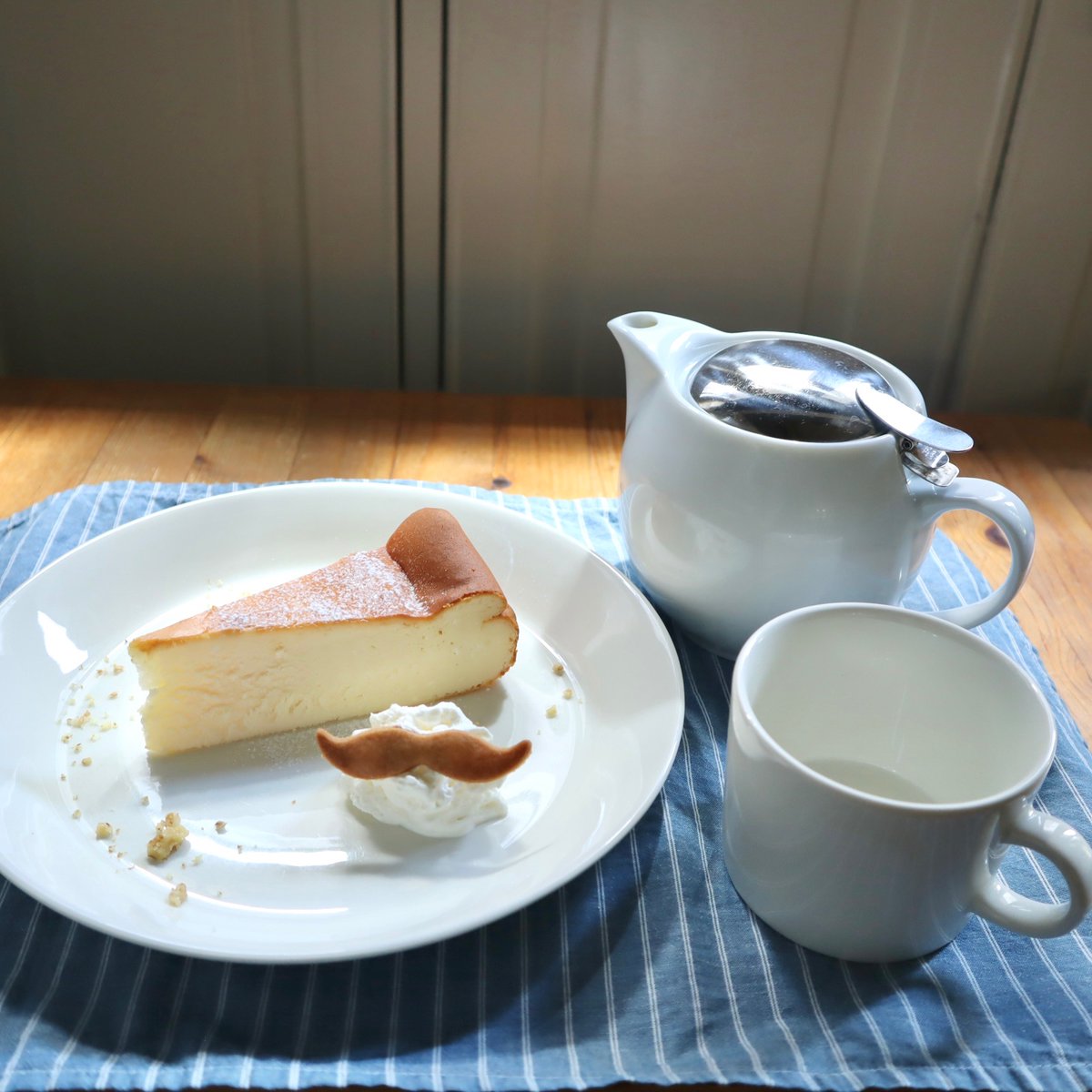 SchnurrWarz's tweet image. Openしました！

西荻茶散歩(チャサンポー)参加のため【11/22(土)23(日)11:00〜18:30営業】です。
マップ片手に西荻窪散策へ、ぜひ🍵
カフェシュヌルバルツへも、ぜひ☕️