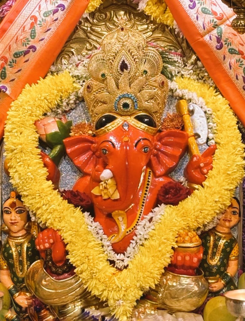 irajendrashukla's tweet image. Shri Siddhivinayak Namo Namah ❣️🙏