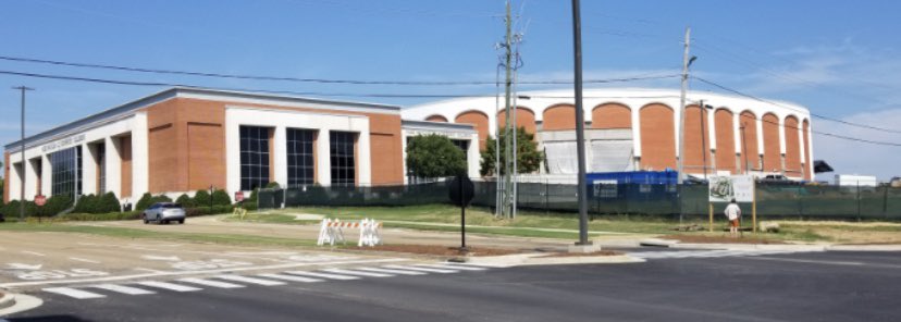 JoeMosRingSize's tweet image. I have an idea guys