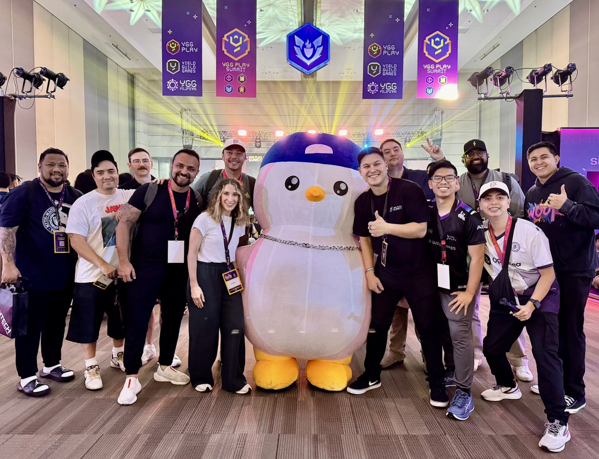 iceyyy_gaming's tweet image. Last day in Manila 

We found a penguin @YGGPlaySummit