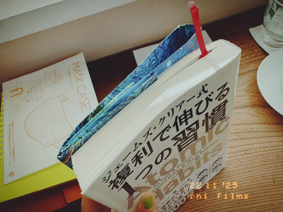 ShinokiDesign's tweet image. 1週間のリセットDAY🌿
朝ジムに行ってから、静かにお過ごしくださいのカフェへ。

季節のデリが冬のラインナップになっていたのと、季節限定の栗のショートケーキが食べられて幸せ‥☺️

ジャーナリングの後に読書ができたので1ヶ月読んでる本も後もう少し‥！

 #しいのき読書記録