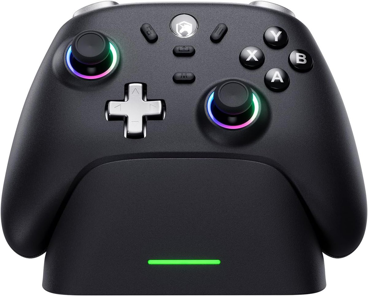 gendoukobayashi's tweet image. amzn.to/4a43jko
これがsteamに対応するというコントローラーである。
ドックに挿した状態だとかなりいかついな。