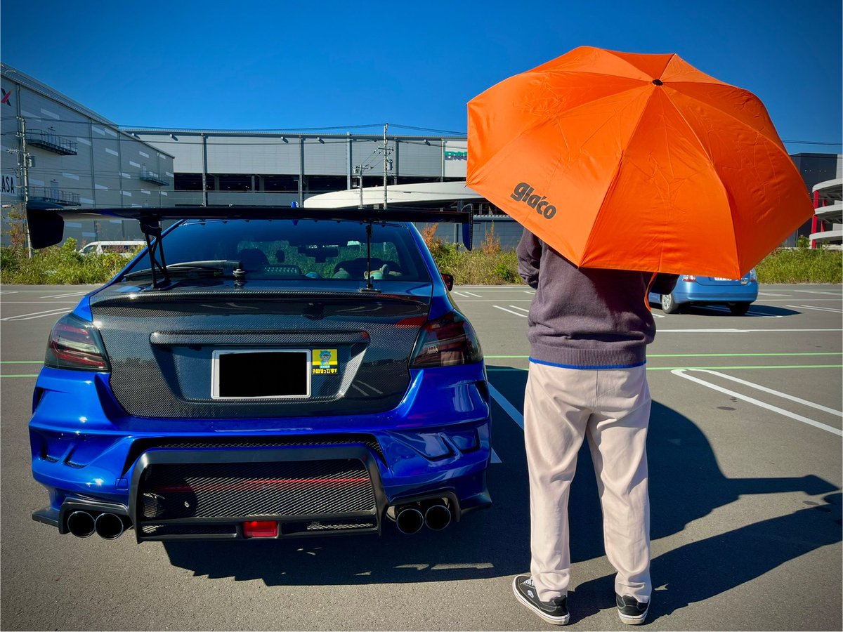 gtr4423's tweet photo. 先月HKSさんのキャンペーンで当選したばかりですが、今月はソフト99コーポレーションLINE限定プレゼントキャンペーンにも当選しました😍
新作ガラコとガラコ逆さ傘☂️
これは重宝しそうです✨
#ソフト99 #ガラコ #glaco #LINE
#キャンペーン #当選 #逆さ傘 #新商品 https://t.co/shO4vIV3u5