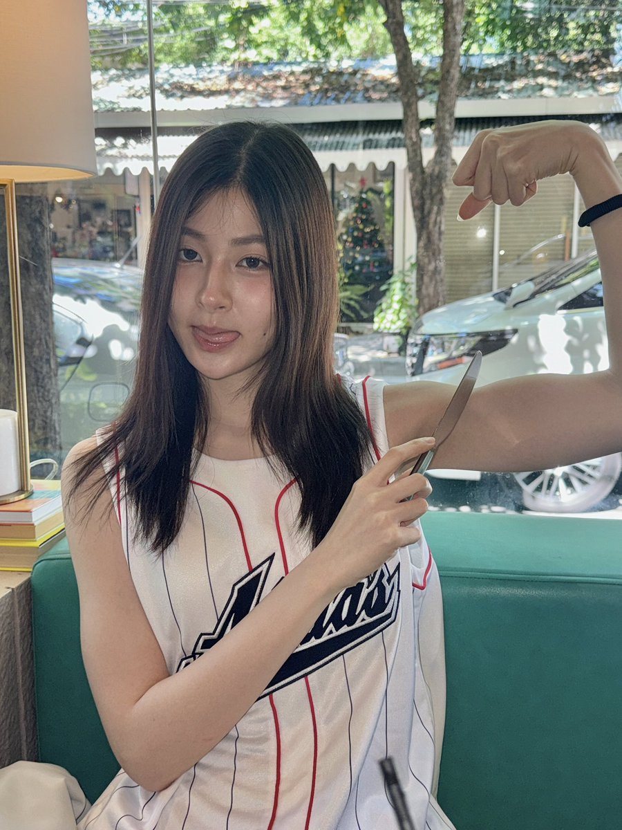 itspahnthitta's tweet image. ไม่ขัดแล้วยังจัดให้ (แม่บอกให้จิ้มกล้าม)