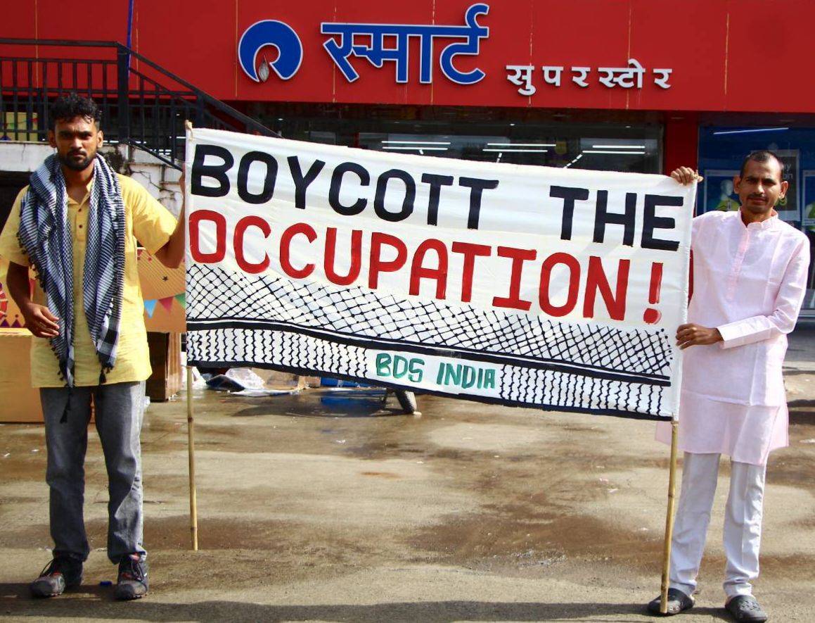 aditya_rusty's tweet image. Surgeons around the world that volunteered in Gaza have revealed how the Israeli Occupation Forces target babies &amp;amp; children by sniping them in the head. Reebok is sponsoring a football league for the same serial child killers IOF!
#BoycottReebok #IndiansWithPalestine