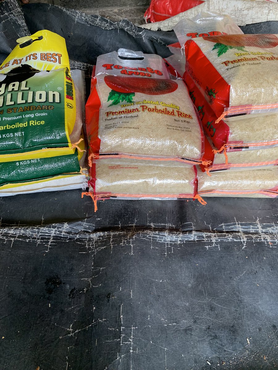 ademoye_mercy's tweet image. 🎁 Spread the Joy This Christmas! 🎄

MercyFoods Got you Covered💥

Make this holiday season memorable and stress-free!💥

Stock up on essential food items with our festive foodstuff combos. 💥

Whether you&apos;re planning a grand family feast or looking to share some holiday cheer…