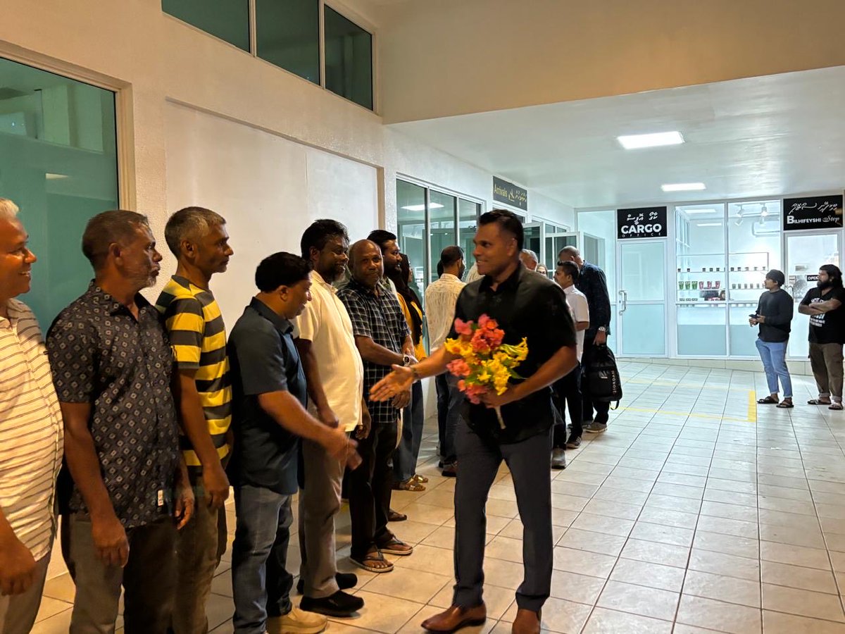 އެމްޑީޕީގެ  ސަރުކާރުން ފުވައްމުލައް ސިޓީގައި ކުރިއަށް ގެންގޮސްފައިވާ މަޝްރޫއުތައް ބައްލަވާލައްވައި، ކައުންސިލް އިންތިޚާބަށް އެމްޑީޕީގެ ޓީމުތައް ބަދަހި ކުރުމަށް ކުރީގެ ނައިބު ރައީސް <a href="/FaisalNasym/">Faisal Naseem</a> އަދި  ކުރީގެ މިނިސްޓަރު <a href="/AslamAslamtey/">Aslam 🎈</a> އަދި ޓީމު ފުވައްމުލަކަށް ވަޑައިގެންނެވުން.