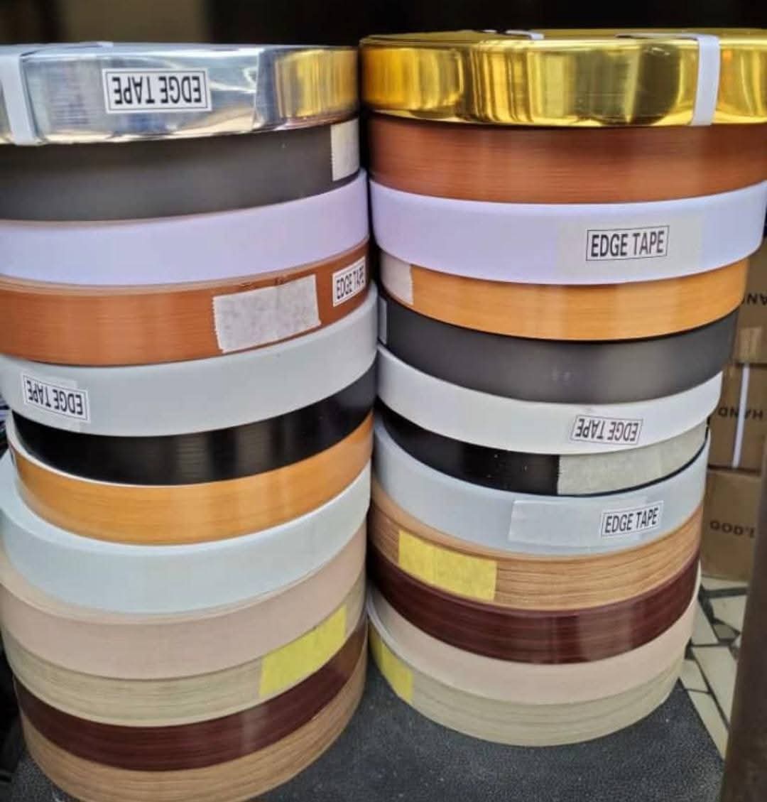 beevanfittings's tweet photo. Whether you want a smooth finish, a strong hold, or perfect colour matching, no matter what you look for in an edge tape, our quality edge tapes are the right choice for your furniture.

Whatsapp 09028463055

#beevanfittings #materials  #building  #furnitures  #accessories https://t.co/0ncrCUKsj1