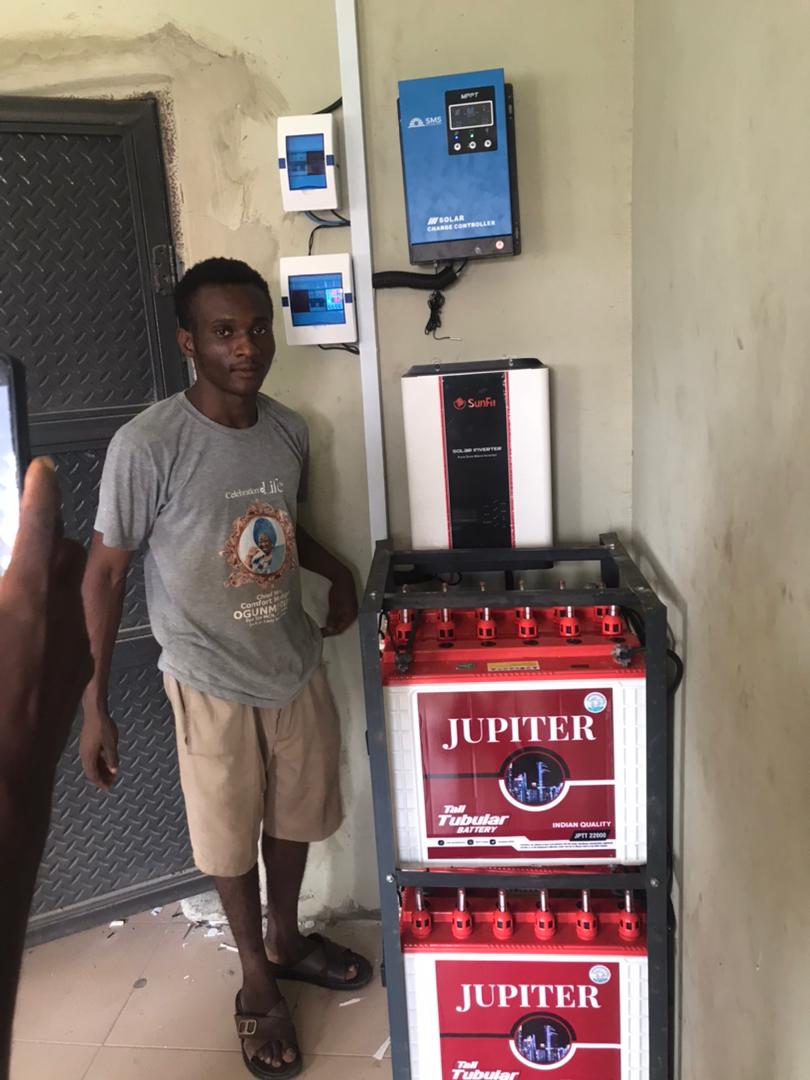 UthmanIsiaq1's tweet image. This Christmas,Give Your Home the Gift of Reliable Power
No more blackouts this festive season power your home with a durable,efficient,and professionally installed solar system.
📞 Book your installation/maintenance now! 08106768971
 light up your Christmas
 Us Congress