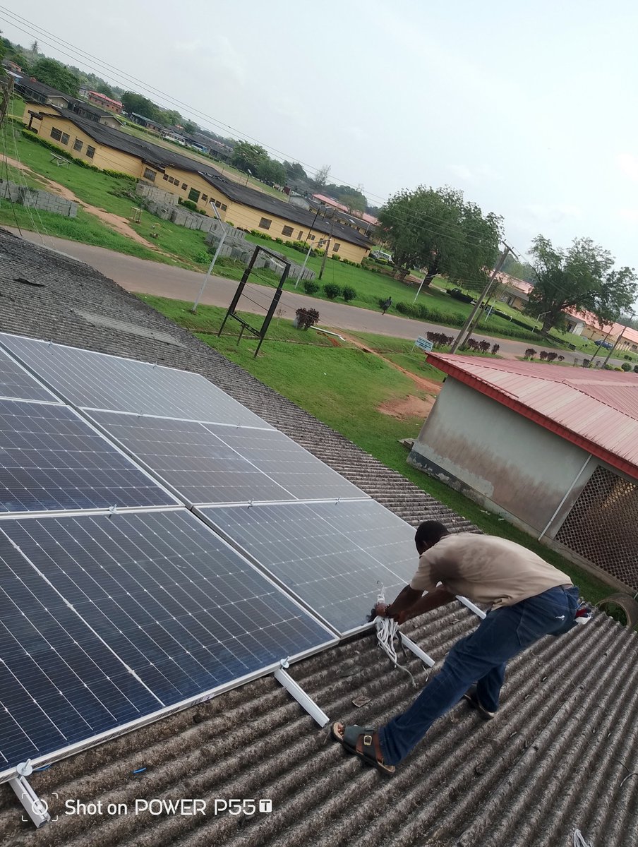 UthmanIsiaq1's tweet image. This Christmas,Give Your Home the Gift of Reliable Power
No more blackouts this festive season power your home with a durable,efficient,and professionally installed solar system.
📞 Book your installation/maintenance now! 08106768971
 light up your Christmas
 Us Congress