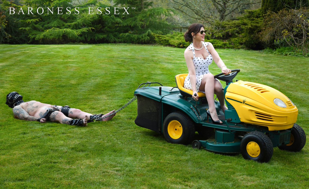 FrankDerSklave's tweet photo. Mowing Her lawn with extreme pleasure...
The Divine @BaronessEssex is the ultimate upper class #Domme, but also a creative #lifestyle Female Supremacist & #Matriarch!
Just leave the thinking to Her, and obey Her smallest whim!
#femdom #UKDomme #lifestyleDomme #cfnm #maleslave https://t.co/fjLZ6bZht8
