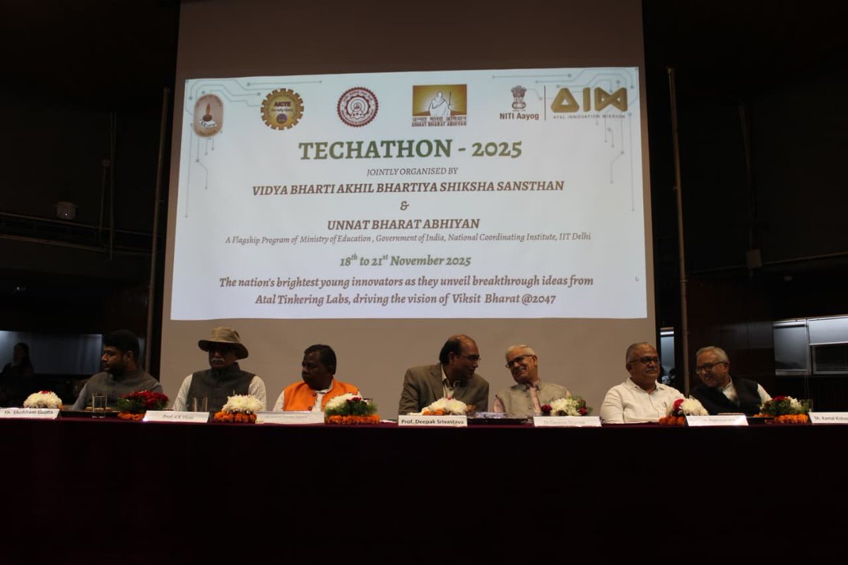 VidyaBharatiIN's tweet image. Techathon2025 at IIT Delhi: A Unique Blend of Innovation, Research &amp;amp; Community Service
The four-day #Techathon2025, jointly organized by @VidyaBharatiIN and @Unnatbharat_Tw with support from @AICTE_INDIA  and @NITIAayog concluded successfully at @iitdelhi 
#atalinnovationmission