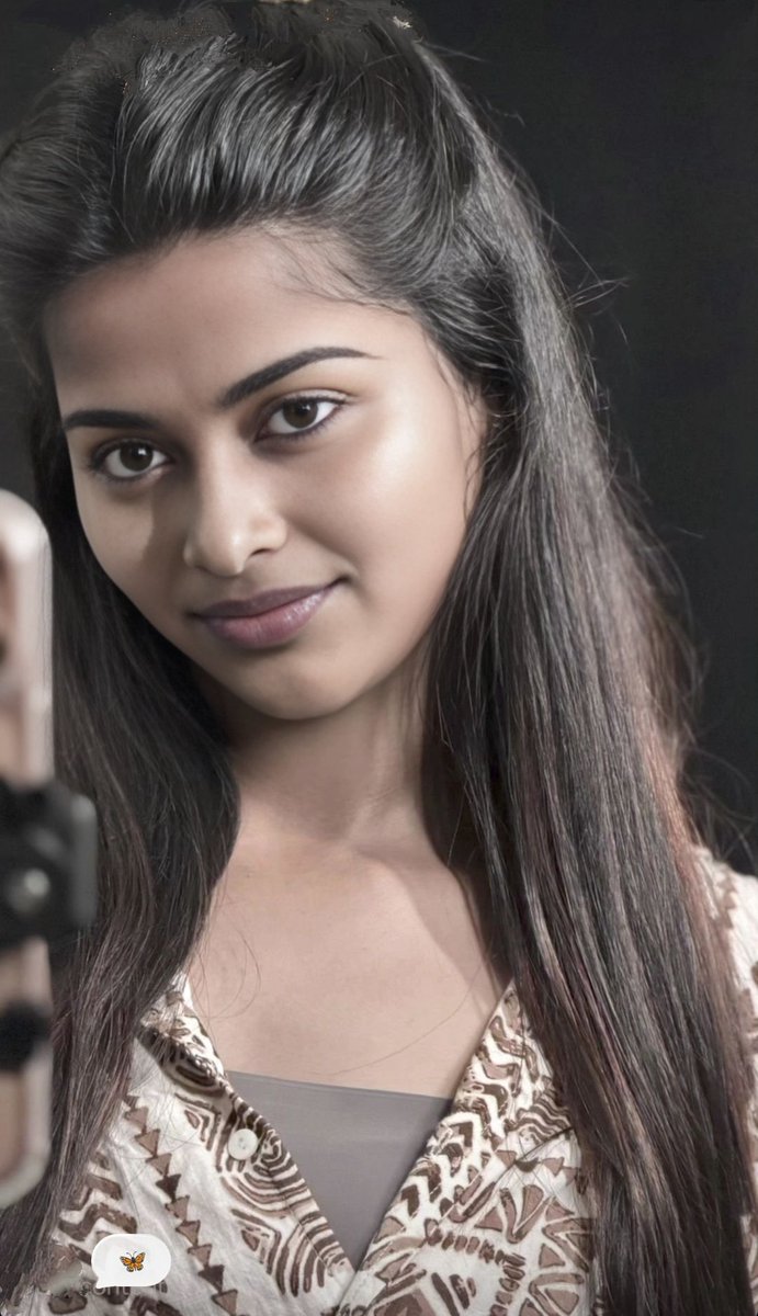 Nandana2005's tweet image. 𝙍 𝘼 𝙒 😼💥