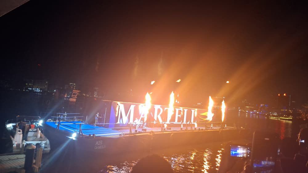 What’s #MartellOnTheMove really planning next? 👀 

Why is the Martell logo on water ? 🤔