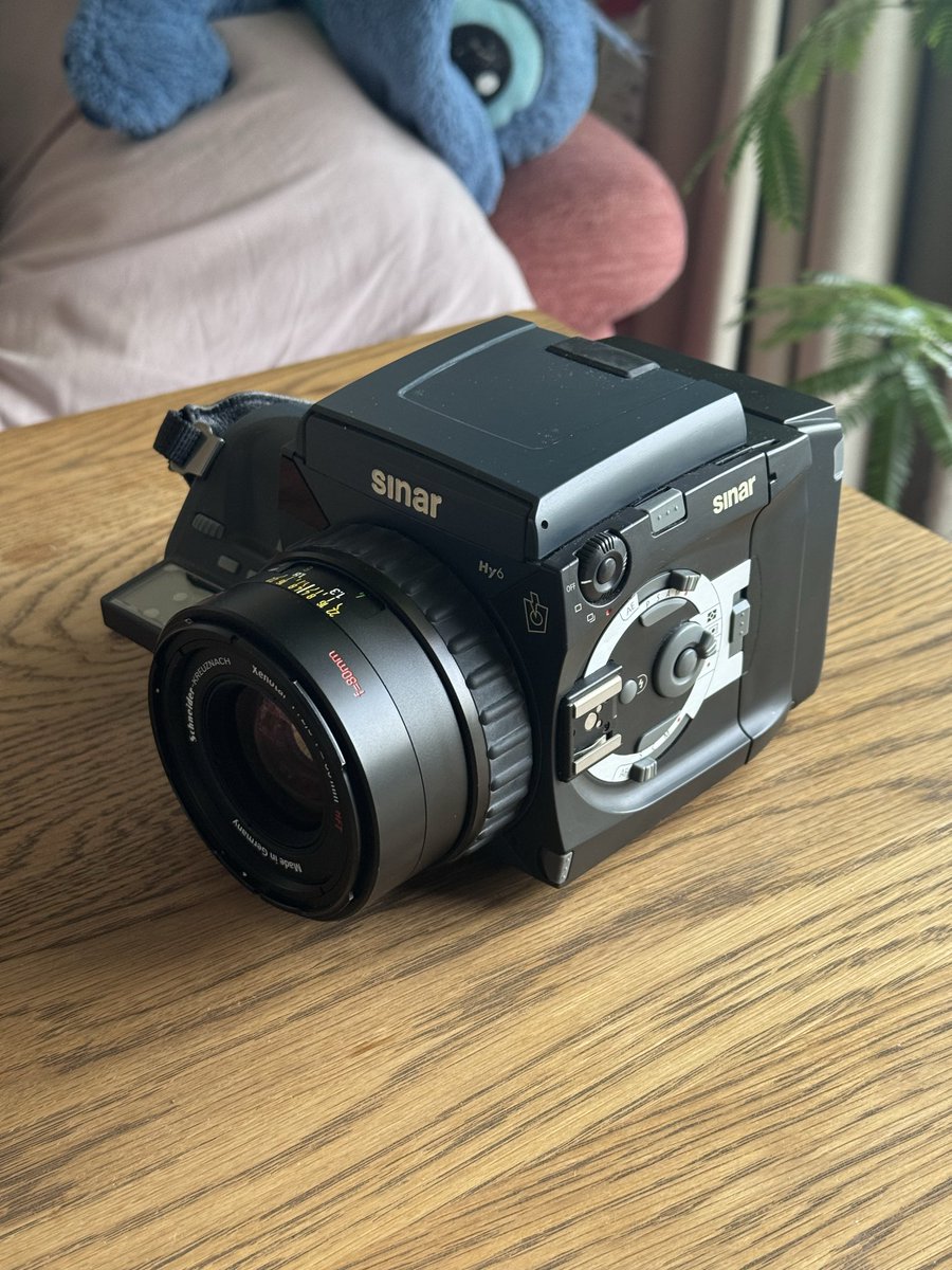 sinarロゴかっこいい...