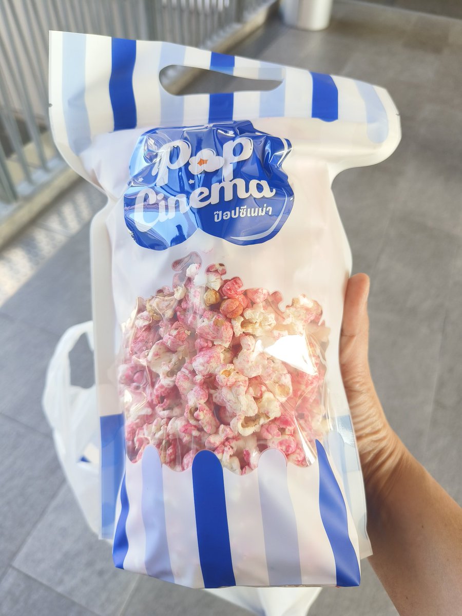 lm_Lin's tweet image. แฮปปี้ แฮปปี้ 
BIRTHDAY CAKE POPCORN
#SFxSOURI 🍿🎂💖

#StaySweetStayScreened
#SOURI #SOURIBKK
#ดูหนังที่SF
#SFcinema 🍿❤