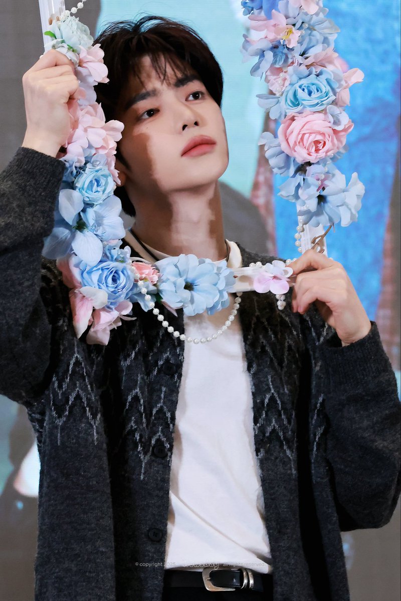 Howsday725's tweet image. 𝐆𝐎𝐎𝐃𝐃𝐀𝐘 251122

#ZHANGHAO #장하오 #章昊 #ジャンハオ
#ZB1     #ZEROBASEONE   #제베원