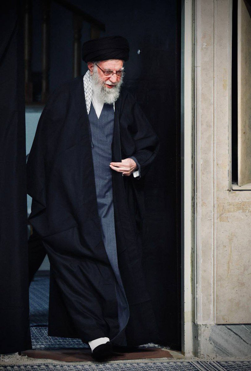 a_nordokht's tweet image. «حقّا که تو از سُلالهٔ فاطــمه‌ای..»
لاحول‌ولاقوة‌الابالله.

- شبِ اول عزاداریِ شهادت حضرت زهرا(س)