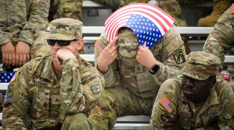 chandlermoore_c's tweet image. 