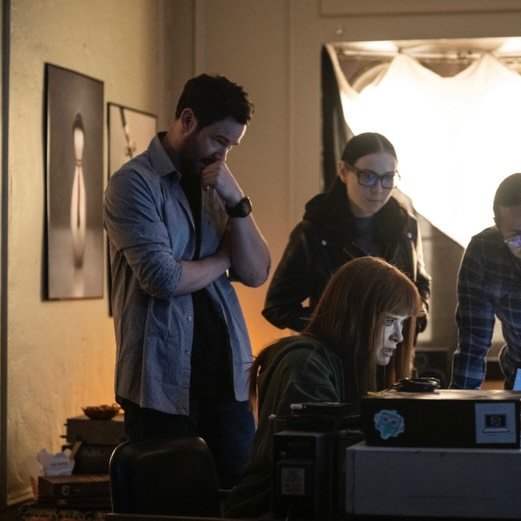 Official promo images for the TV show Mistletoe Murders episodes "Twas the Fight Before Christmas - Part 1 and 2" (S02E05-06) featuring Aaron Ashmore.
#aaronashmore