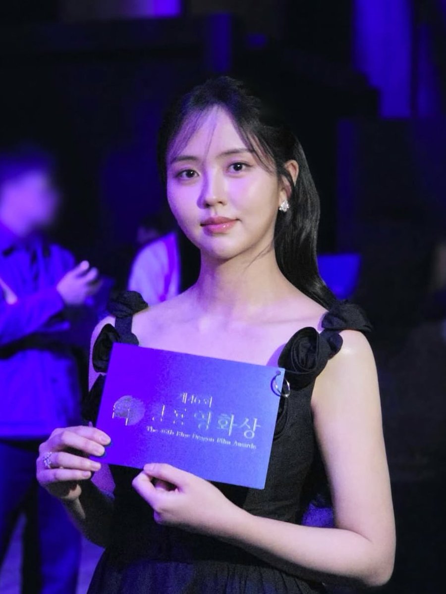 K-POPit tweet media