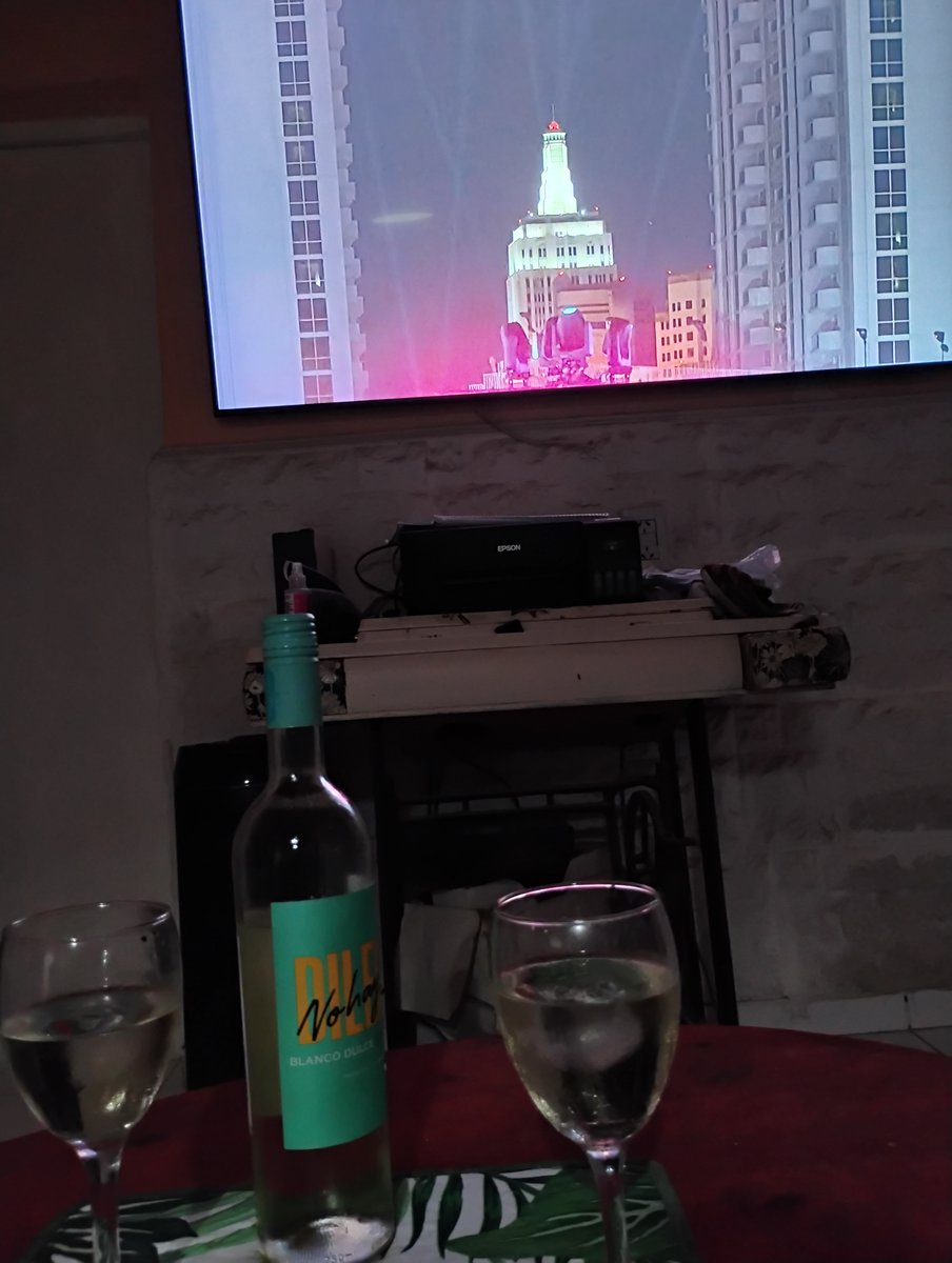 MariaLuzMenende's tweet photo. Desde Corrientes Capital para el mundo! vamos Nene!!! @TelemetricoF1 #LasVegasGP #vamosnene #telemetrico #Formula1 https://t.co/3K9cnMkYzc