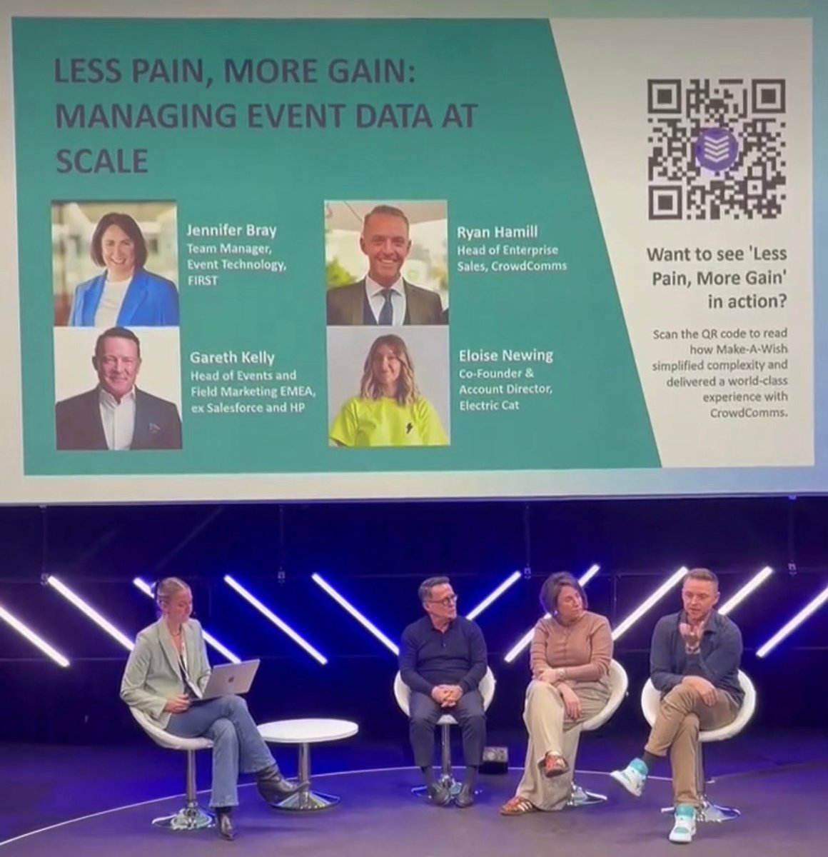 punchtownparry's tweet image. Just spotted a customer on a panel with a massive @SpeakerStacks QR code behind them.

People scan.
They get value.
You get leads and pipeline.

Simple way to turn attention into outcomes.

#LeadGen #SalesPipeline #DemandGen #B2BMarketing #EventMarketing #Pipeline #MarketingTools