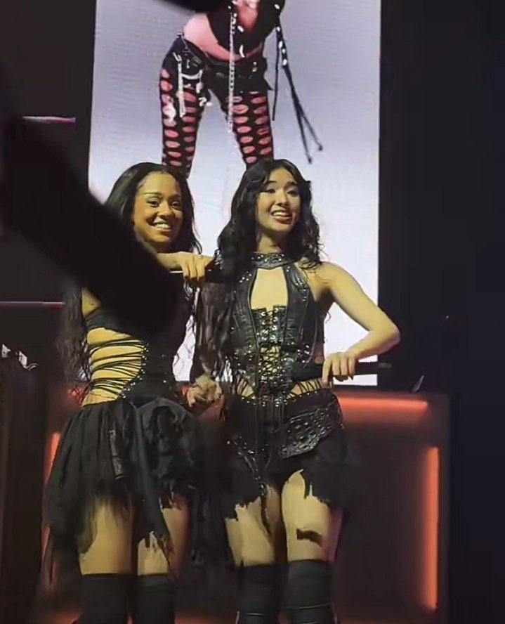 formaphinz's tweet image. Your last saved image is what they’re reacting to