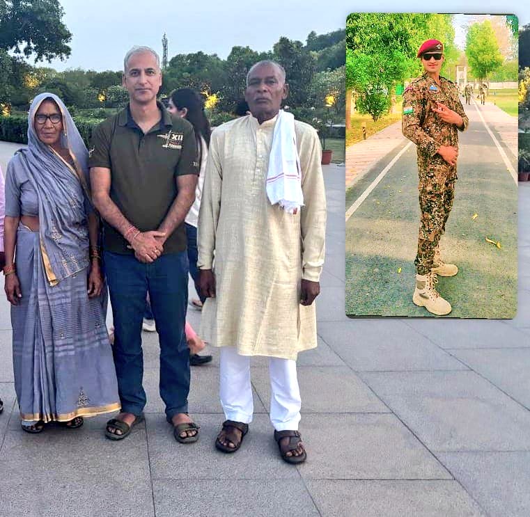 37VManhas's tweet image. Shri Ramesh Chand &amp;amp; Smt Bhagwati Devi today completed   two years sans their son

PARATROOPER SACHIN LAUR
Sena Medal
2 PARA SF #IndianArmy

who was immortalized fighting terrorists in J&amp;amp;K in 2023.
Their other son is serving in #IndianNavy.
#FreedomisnotFree a few pay #CostofWar.