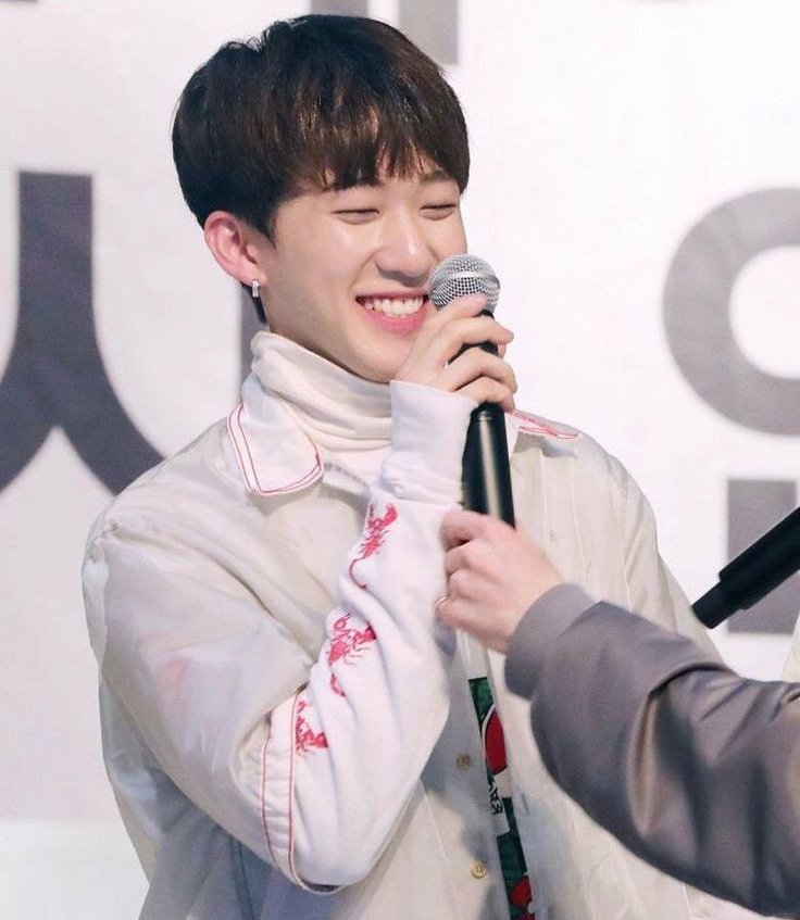 luvsickbinnie's tweet image. my favorite thing about becoming a stay YEARS late is discovering old pictures of the members that i didn&apos;t know existed LIKE LOOK AT MY BABYYY