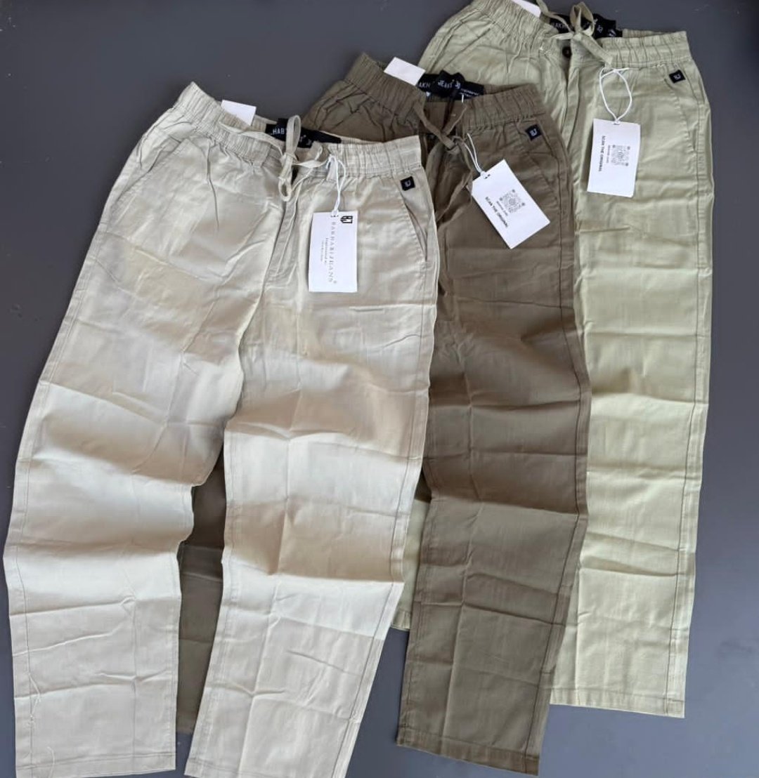 Smart, casual and classy for the weekend 
Size; 30 to 36 
60,000shs
Call or Whatsapp 0701725227
We do deliveries