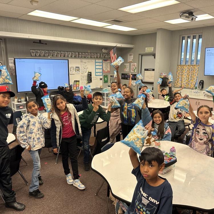 EucKoalas's tweet photo. Congratulations to Mrs. Tuttle’s class for earning their twelve days of perfect attendance popcorn party! 🍿 https://t.co/rFioMYKEsy