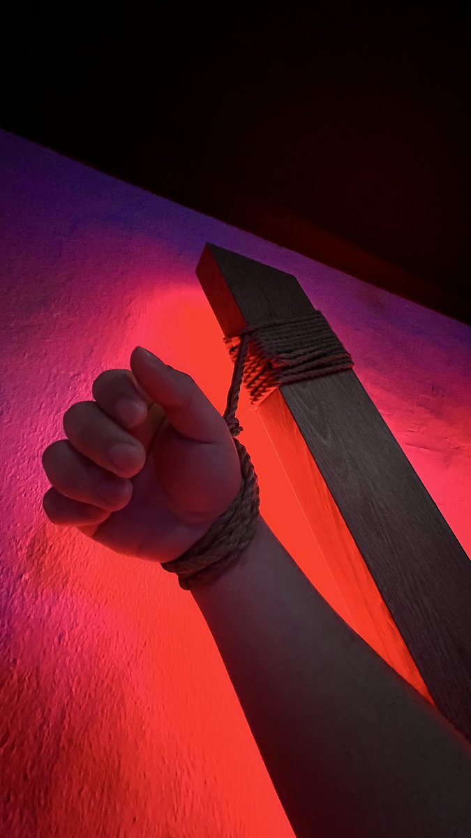 KinkyUniformBoi's tweet photo. What would’ve happened to me tied up on X cross🫣 https://t.co/iPIrjvrVVW