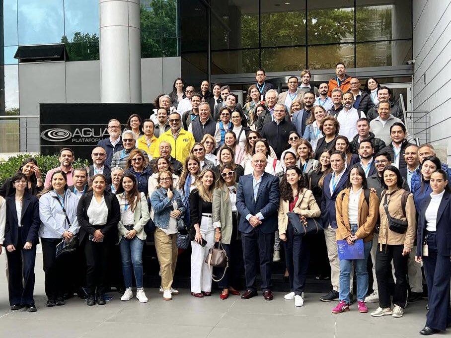 MDI_corp's tweet image. 📍 #GiraInternacional 🇺🇾

Culminamos nuestra jornada en Uruguay visitando varias Zonas Francas: Aguada Park, Zonamerica y Parque de las Ciencias, en el marco de la XXVIII Conferencia de Zonas Francas de Iberoamérica organizada por @asociacionZFA y @czfuy. (1/2)