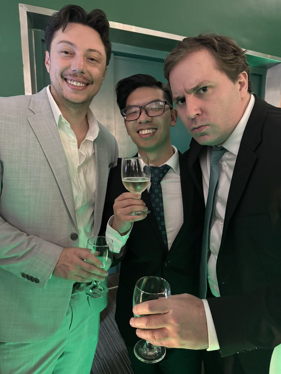 itzBolt's tweet image. Last night was a blast 

Love these guys