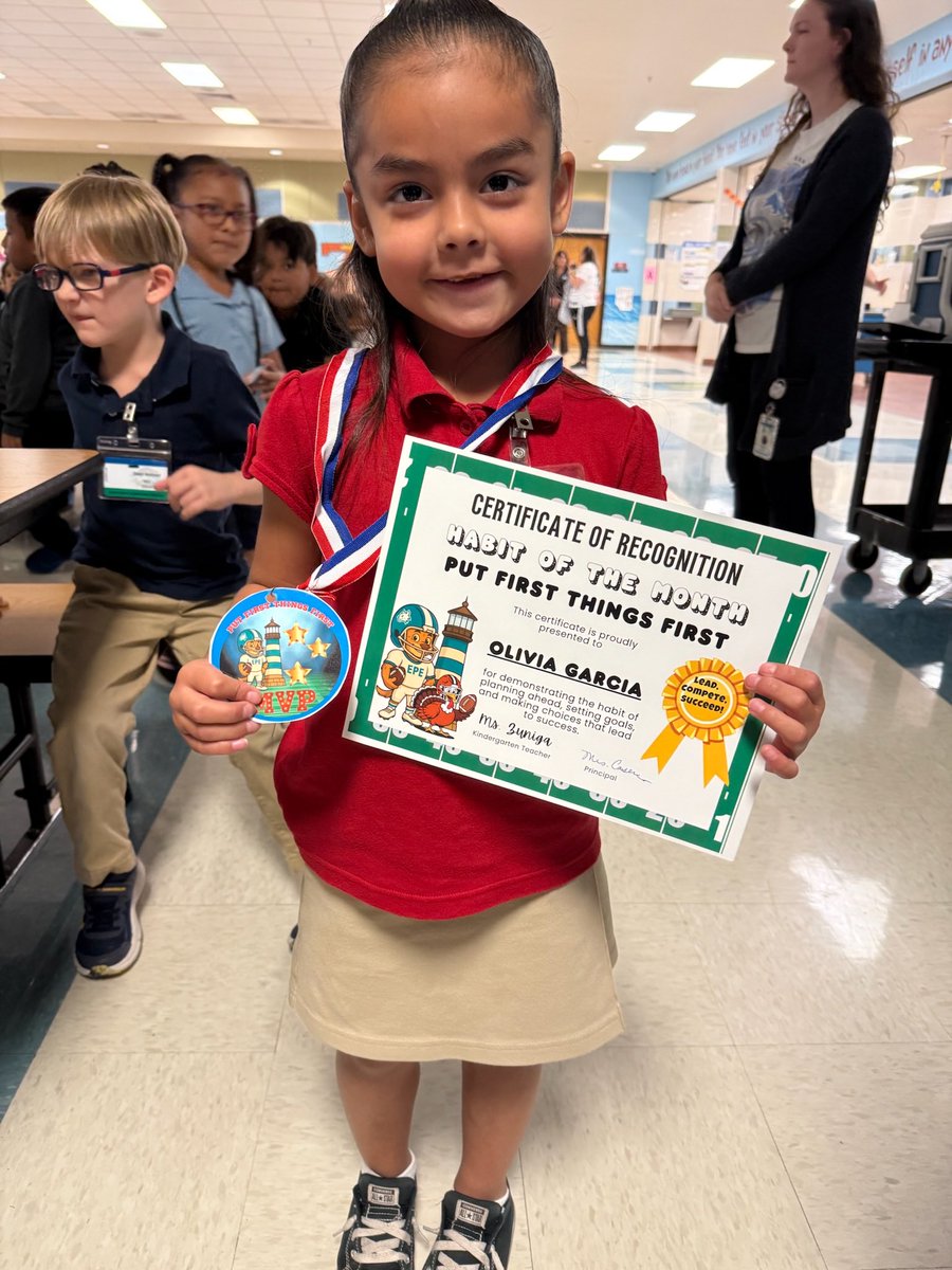 EPEBobcats's tweet photo. Habit Assembly celebrating students Putting First Things First! ⁦@collierschools⁩ ⁦@TheLeaderinMe⁩ https://t.co/UqL7yfobF4