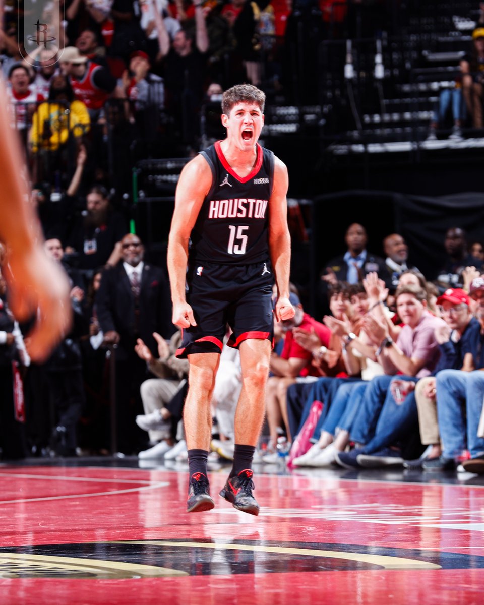 Reed in the 1st half:
📈 20 PTS (18 in the 2nd quarter)
📈 4-6 3PT