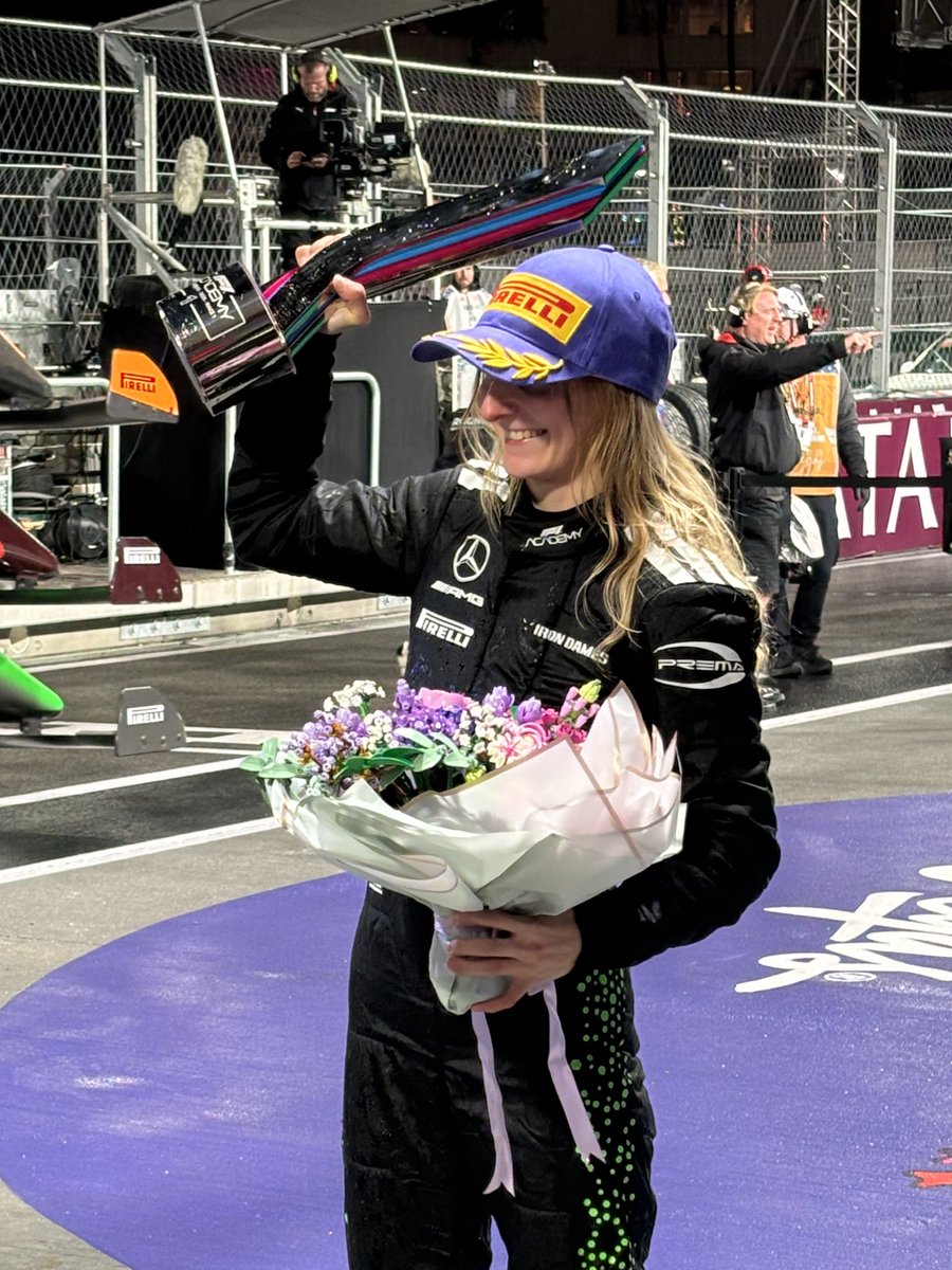 PREMA_Team's tweet image. Big smiles for Dory 🤩🏆💐

#F1Academy #LasVegasGP