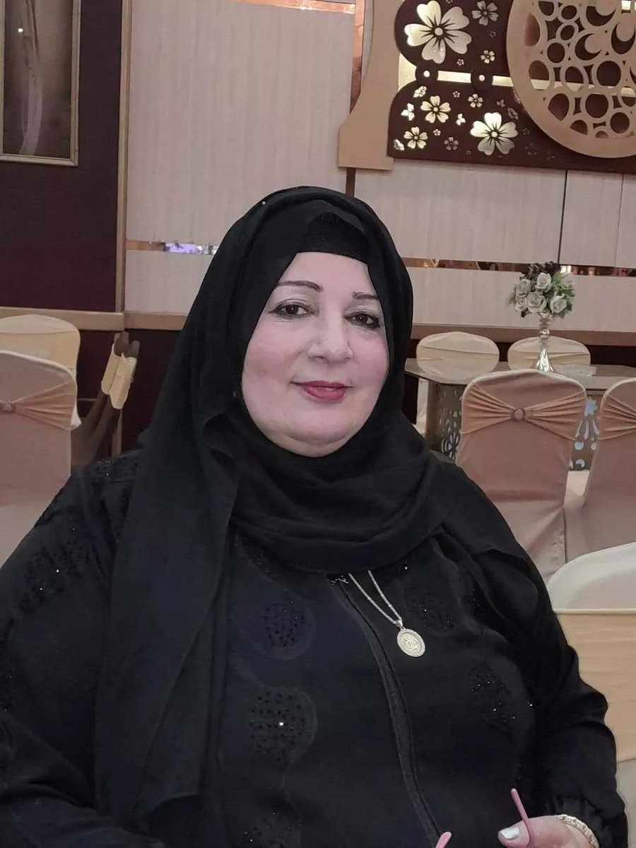 #الاهلي_القادسيه
#الاتحاد_الرياض 
#السودان 
انا ارملة ( عقيم) مديرة في جامعه الملك سعود عمري 36  ساكنه  مع امي واقوم فيها امي كبيره بالسن مابي اتركها بروحها طلبي زواج يسكن معي بدون شروط و بدون مهر