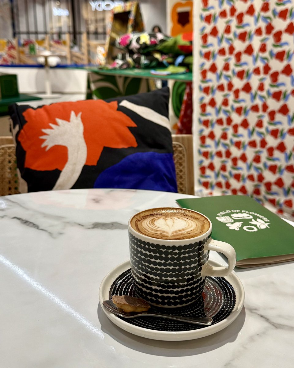 riesria's tweet image. 明日までなので、用事の合間にコーヒー飲みに寄ってみた。
可愛い😍