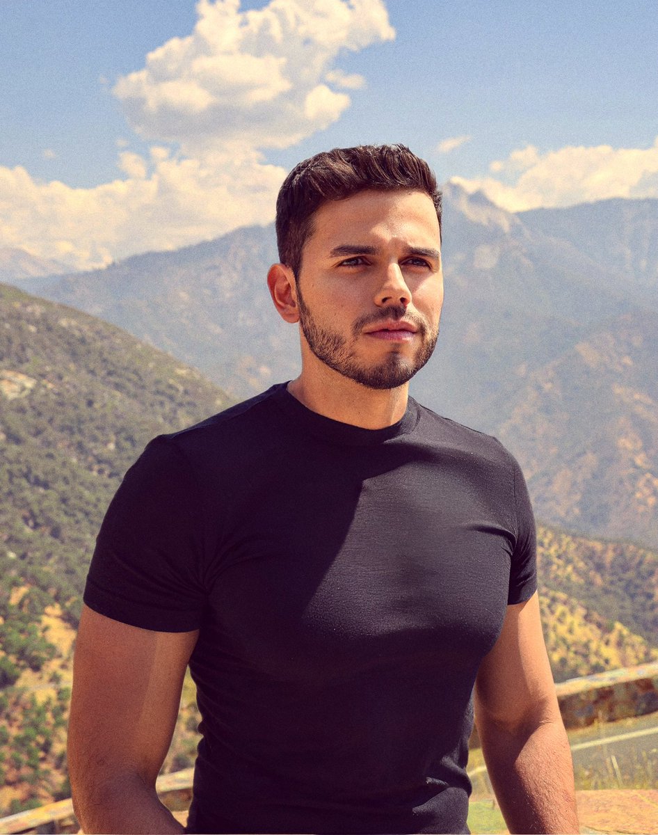 TwistedPop's tweet image. “Dark Green Eyes” by @MarioRolls  is out now, a storytelling song that lowkey makes you believe in love again 🥹✨