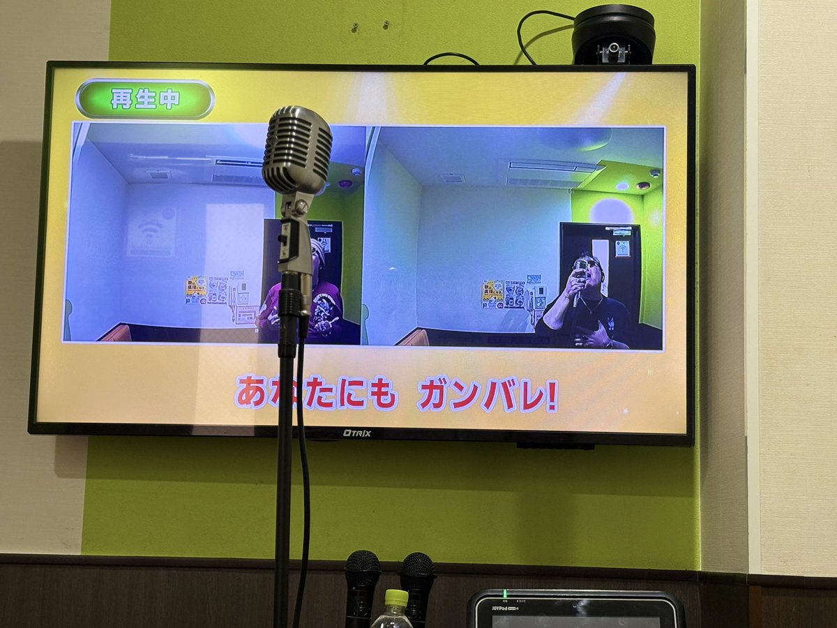 SACCI_JPN's tweet image. カラオケ戦士のかぶりつき
#BURGERSTOKYO #下北沢 #カラオケまねきねこ